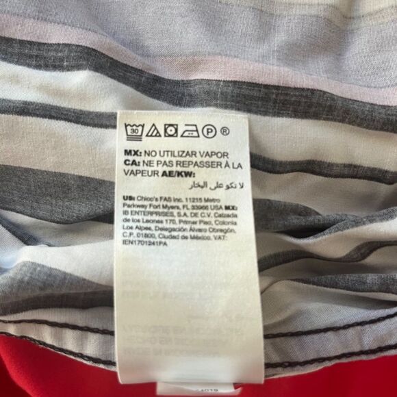 Chico’s Blouse Women Top Sz 2 long sleeve pockets Large button down Burgundy - Picture 11 of 12